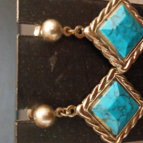Faux turquoise silver tone dangling earrings - Picture 3 of 7